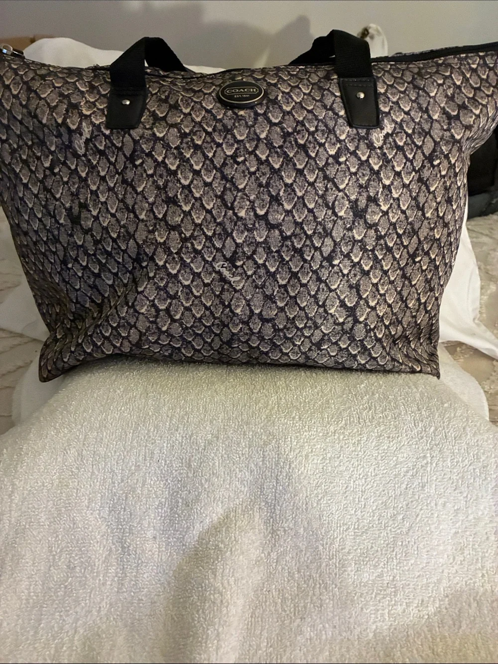COACH Nylon Snake-Print Tote & Cosmetic Case excellent, versatile